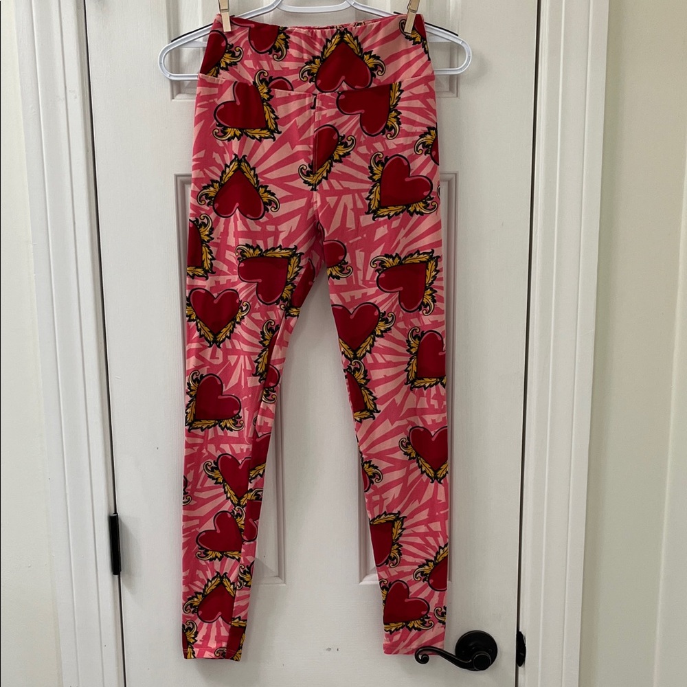 LouLaRue Valentines Women’s Pink Heart Patterned Leggings